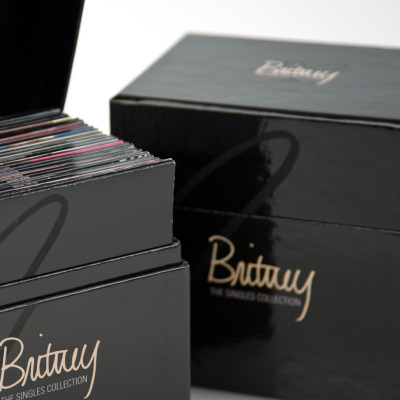 Britney-spears-hinged-paper-set-up-box-2