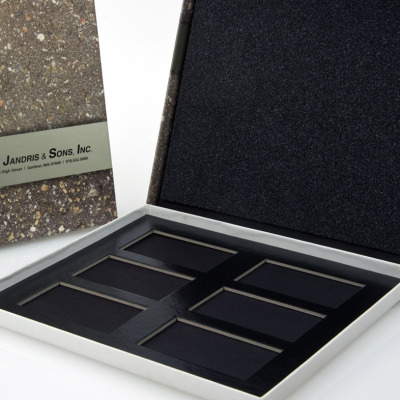 Marketing-kit-box-hinged-paper-3